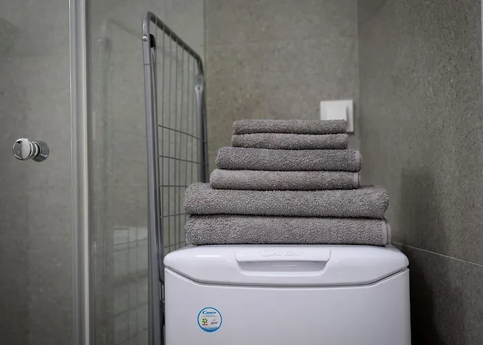 W Srodmiesciu Odnowa Apartment *